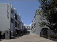 小学校　世田谷区立烏山北小学校（小学校）まで521m