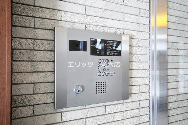 セキュリティ　エントランス