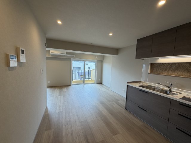 居室・リビング　居間です