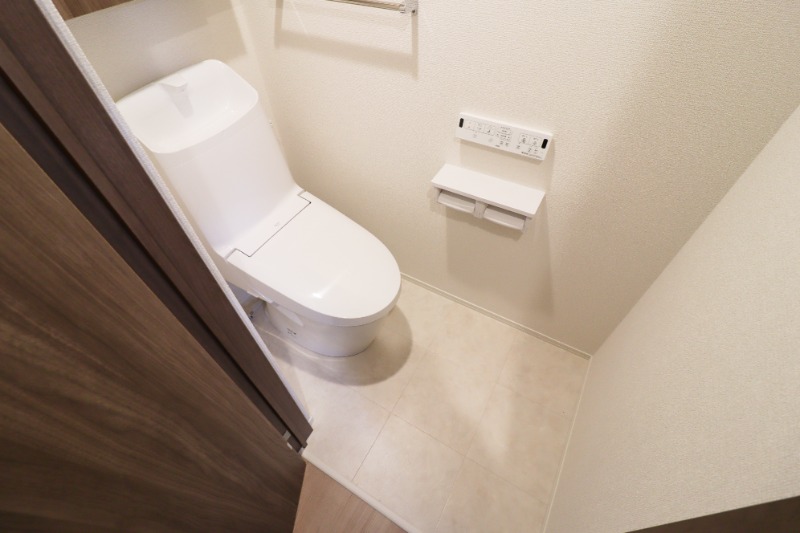 トイレ　図面と現状に相違がある場合には現状を優先