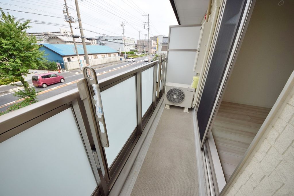 バルコニー　バルコニー