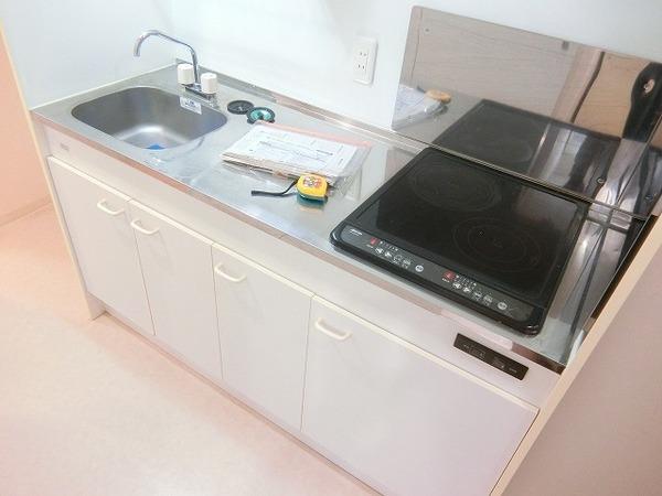キッチン　ＩＨクッキングヒーター付き！