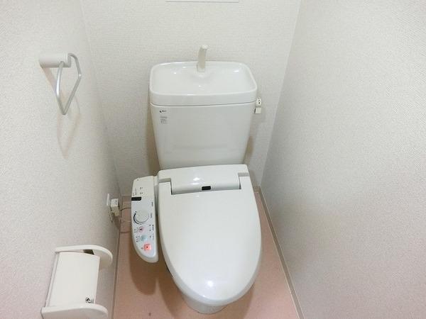 トイレ　ウォシュレット！