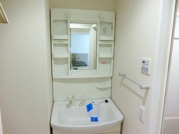 洗面設備　シャンプードレッサー！