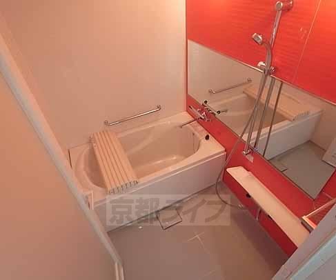 バス・シャワールーム　オシャレなバスルームでのんびり入浴・