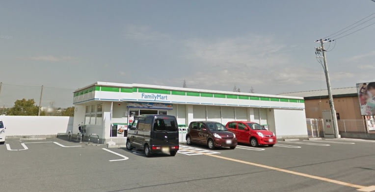 コンビニ　ファミリーマート 東ぐみの木店（コンビニ）まで539m