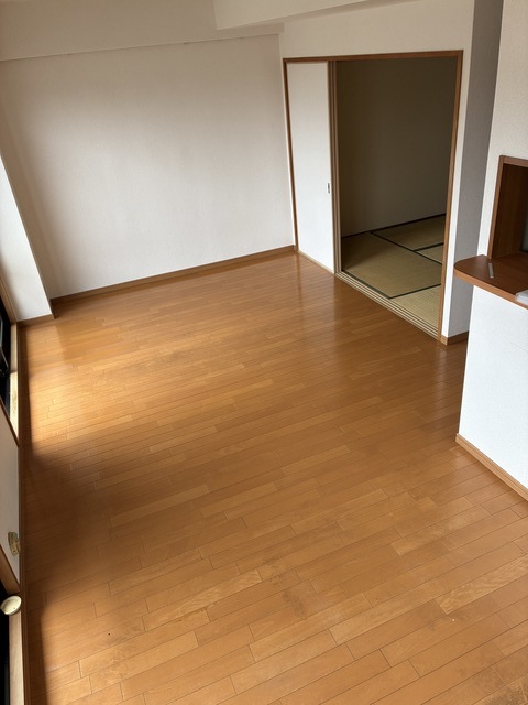 居室・リビング　リフォーム前の写真です