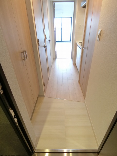 玄関　シンプルで使いやすい玄関です