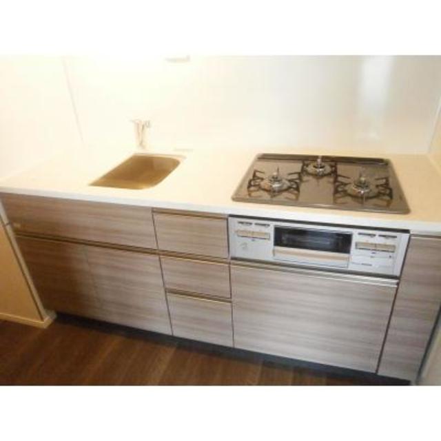 キッチン　※写真は同タイプ住戸です。