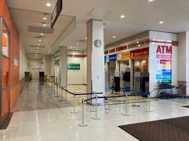 銀行　ゆうちょ銀行熊本支店サンリブシティ小倉内出張所（銀行）まで388m