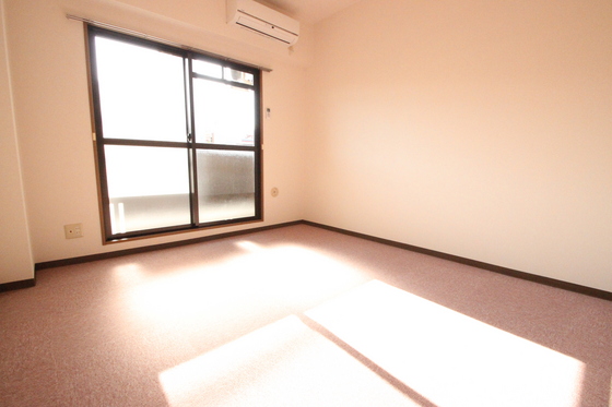 居室・リビング　※現況優先