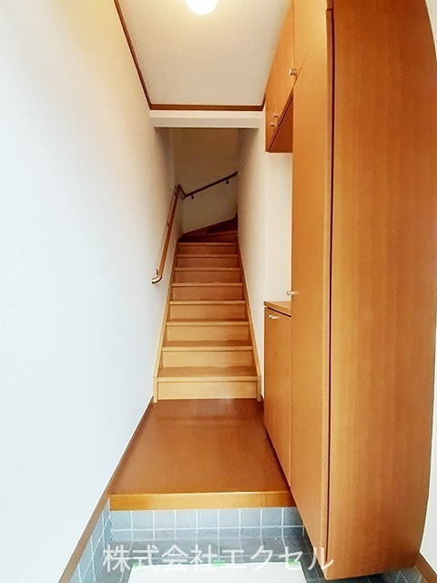 居室・リビング　シューズBOX完備の玄関です。