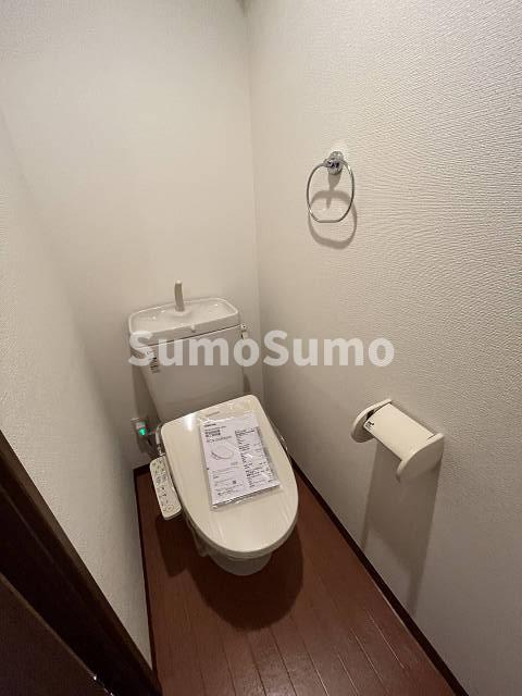 トイレ　落ち着いたトイレです
