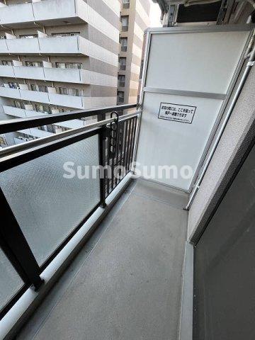 バルコニー　バルコニーからの眺めを楽しみながら食事をしませんか