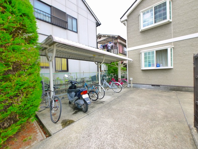 その他共有部分　自転車置き場
