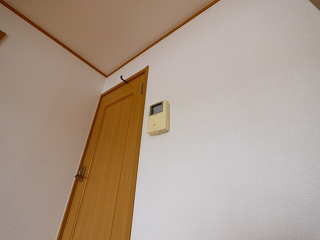セキュリティ　モニター付きインターホーン