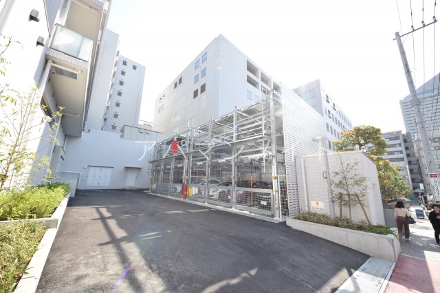 駐車場　敷地内駐車場
