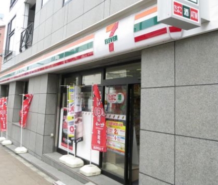 コンビニ　セブンイレブン 北新宿1丁目大久保通り店（コンビニ）まで483m