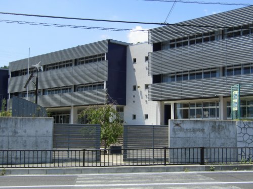 中学校　日立市立大久保中学校（中学校）まで757m
