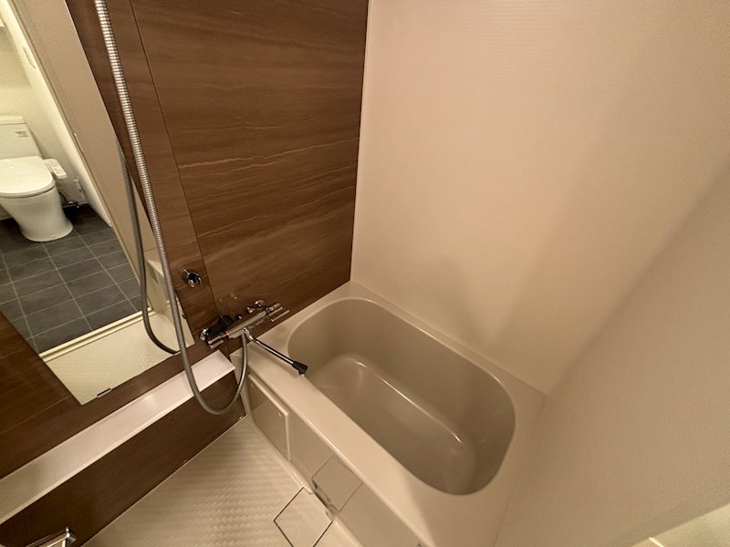 バス・シャワールーム　別部屋参考写真