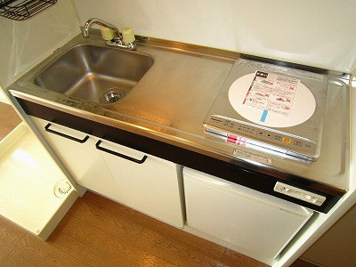 キッチン　※別部屋参考写真