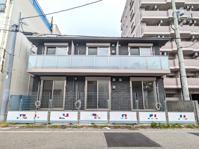 建物外観　建築中