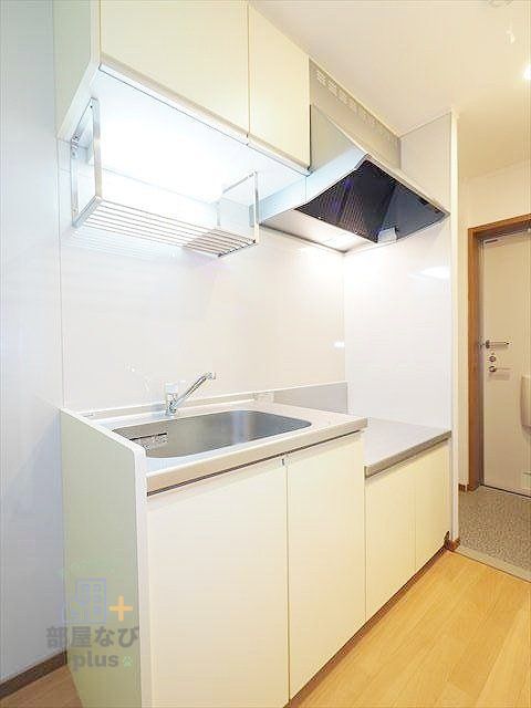 キッチン　※他号室写真です