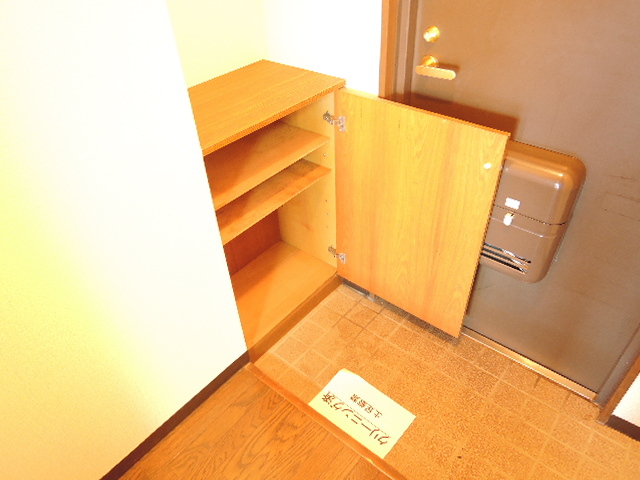 玄関　※別室参考写真