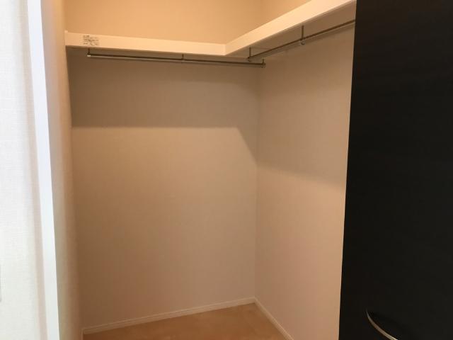収納　ウォークインクローゼット
