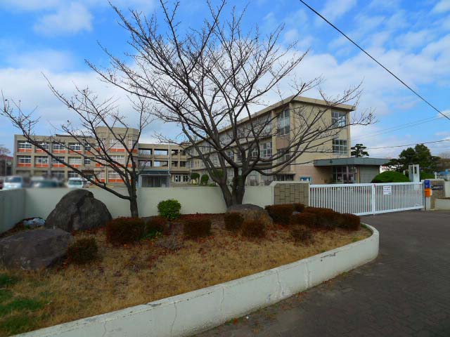 小学校　加古川市立平岡小学校（小学校）まで1629m