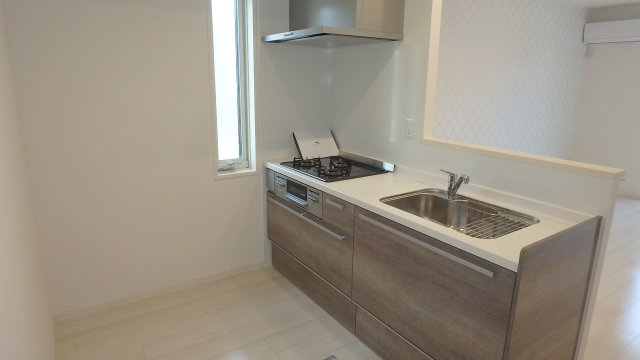 キッチン　同物件類似のお部屋です。