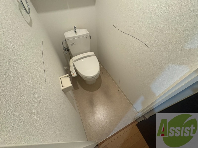 トイレ　トイレです。ウォシュレット付を探している方、おすすめです。