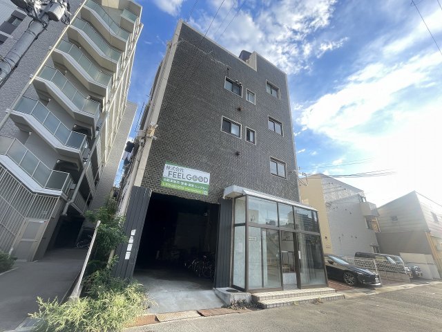 建物外観　落ち着いた雰囲気の外観です