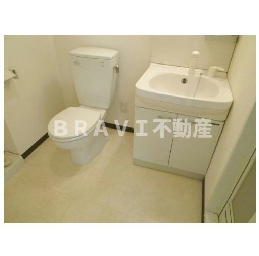 洗面設備　使いやすい洗面所です