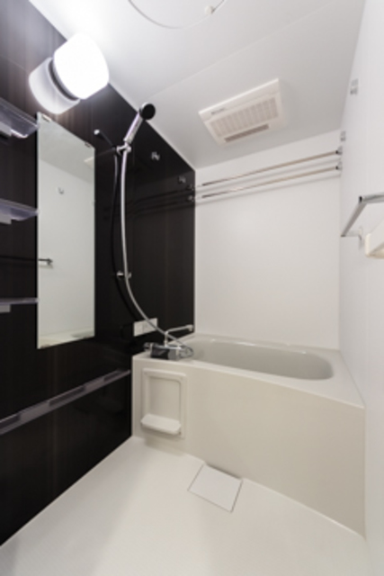 バス・シャワールーム　※写真は同タイプ住戸です。