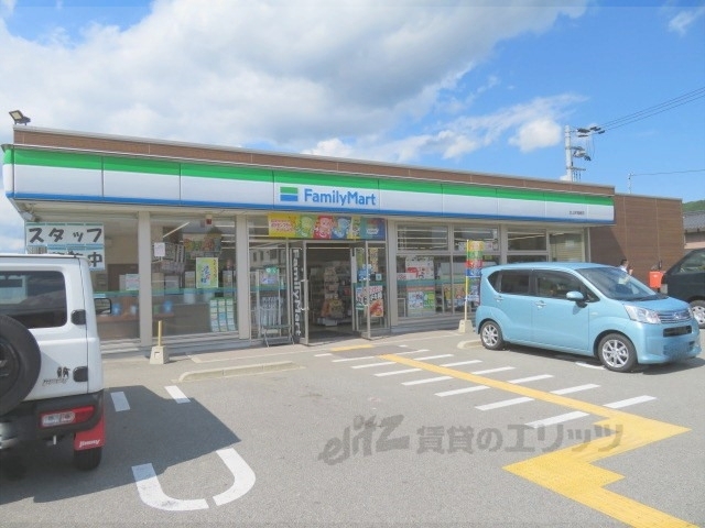 コンビニ　ファミリーマート氷上町稲継店（コンビニ）まで600m