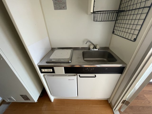 キッチン　(参考)同マンション同間取り他部屋の写真