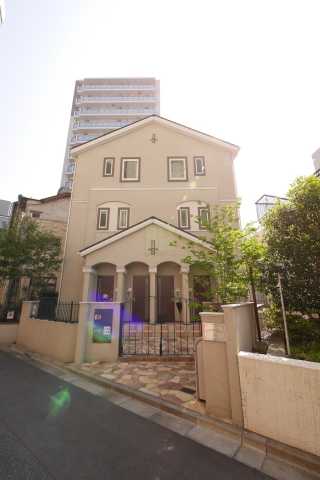 建物外観　メゾンオルテの外観