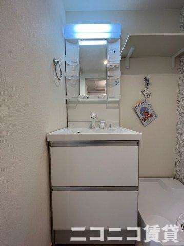 洗面設備　別号室イメージの為、現状を優先致します。
