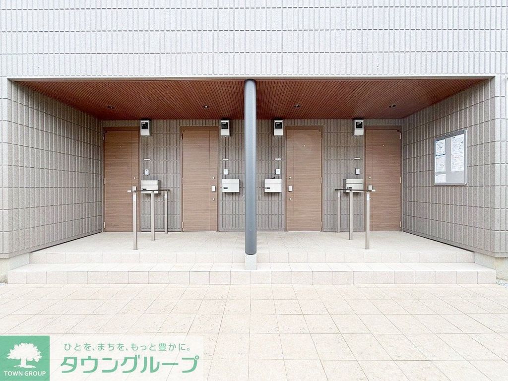 エントランス　庭