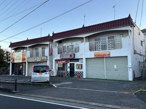 飲食店　蔵（飲食店）まで422m