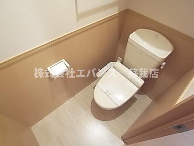 トイレ　清潔感のあるトイレです