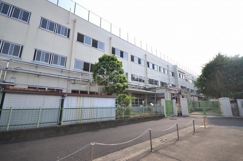 中学校　大崎中学校（中学校）まで1229m