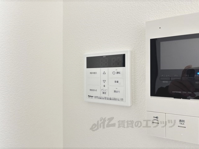 その他設備　給湯器リモコン