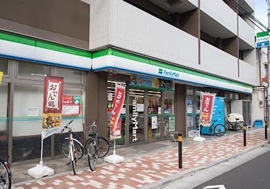 コンビニ　ファミリーマート 江古田日芸前店（コンビニ）まで434m