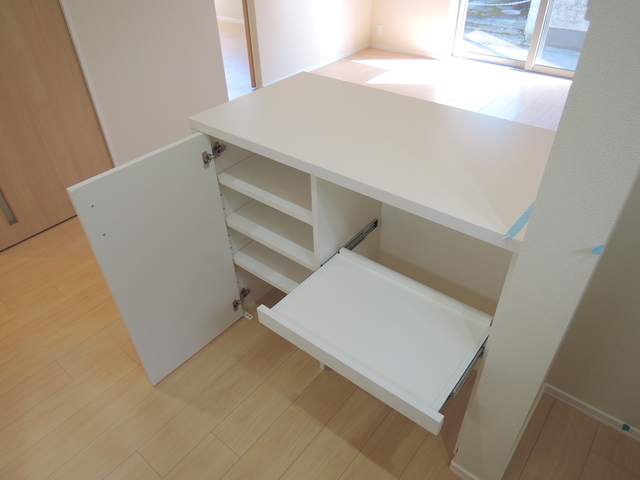 その他設備　★オシャレなカウンター収納★