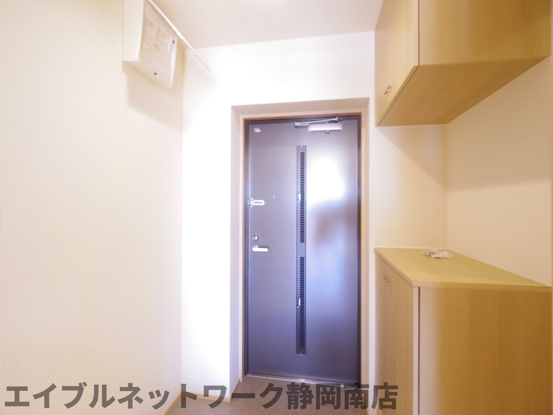 玄関　きれいな玄関です