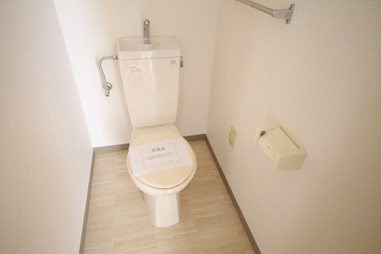 トイレ　※写真は類似です