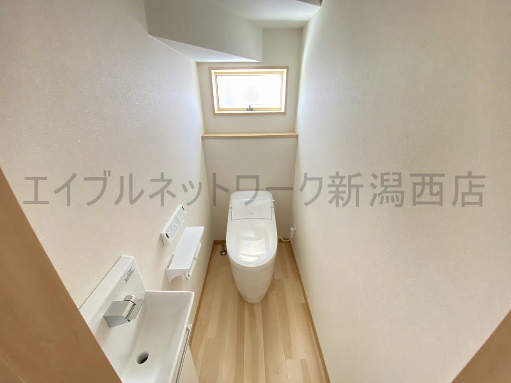 トイレ　参考写真
