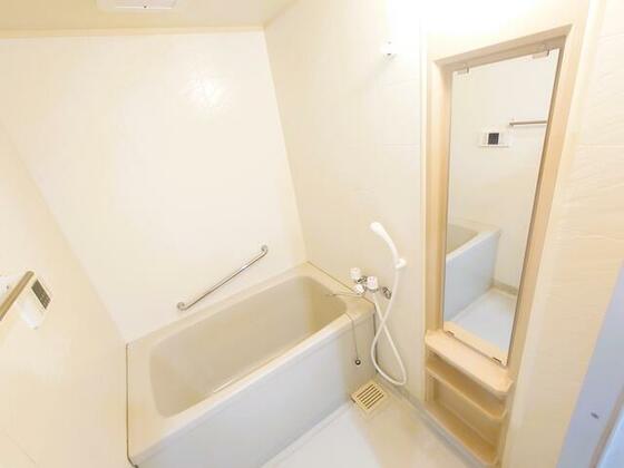バス・シャワールーム　別部屋の写真になります。（２０５号室）